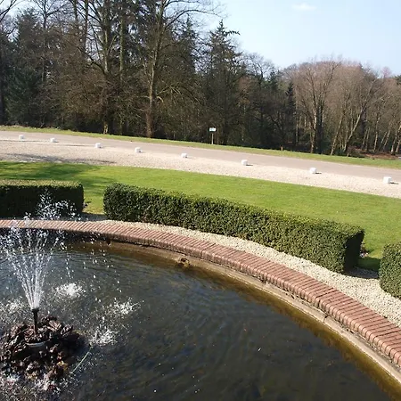 Landgoed, Jachtslot De Mookerheide 호텔 3*
